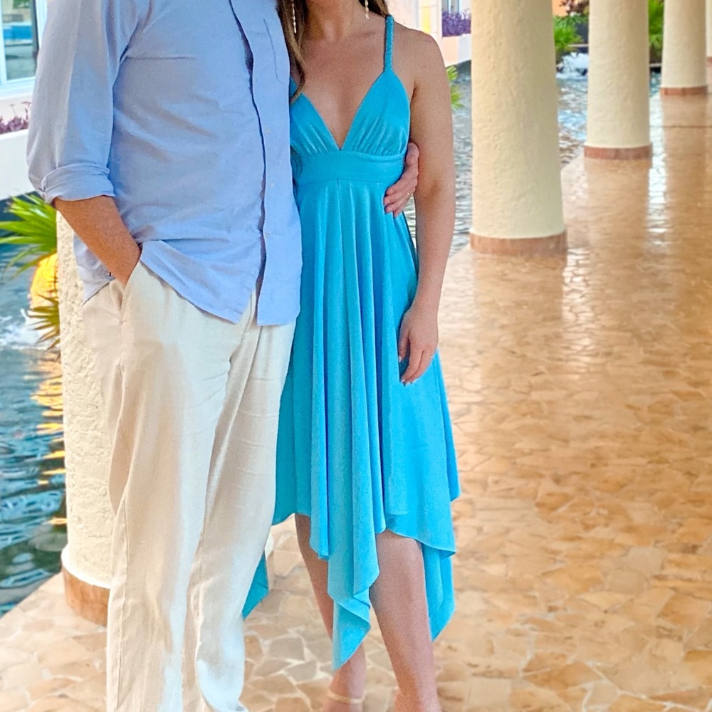 Size 2 Turquoise Gianni Bini Dress